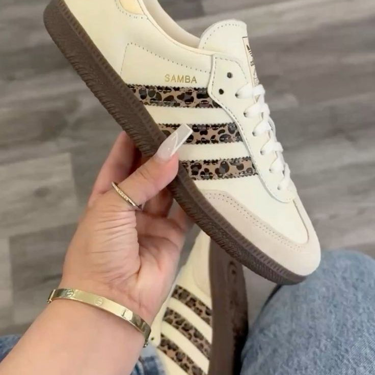 Samba White Leopard (GS)